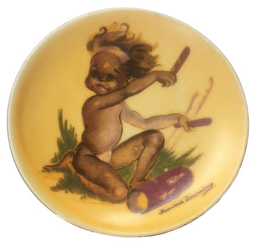 Small 1950s vintage Brownie Downing Australian plate featuring an illustrated drummer child.