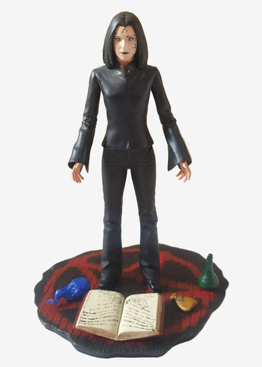 Dark Willow action figure from Buffy the Vampire Slayer, sold loose and without original packaging, showing the exact figure and accessories included