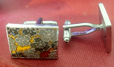 A set of oriental enamelled cufflinks