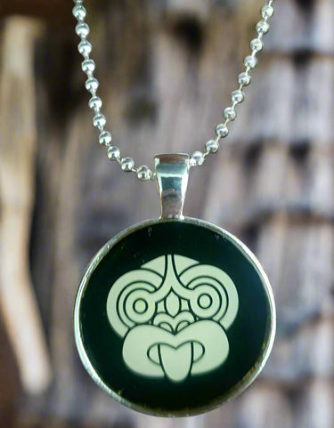 Retro Kiwiana Necklace - Maori Mask (Koruru) Planet Retro NZ