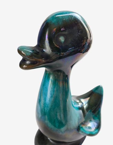 Vintage Blue Mountain Pottery green duckling ceramic figurine, 14cm tall, front view