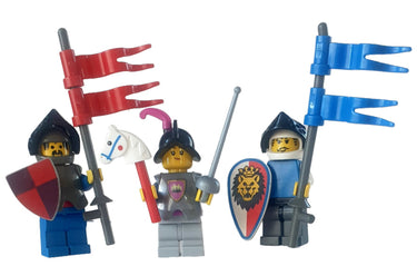 Lego Castle Lion Knights minifigure bundle with flags shield and accessories