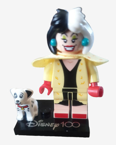 Lego Cruella de Vil minifigure Disney 100 series 71038 with Dalmatian dog and cape