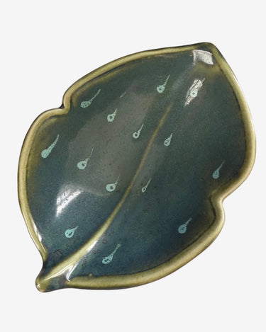 Vintage McGlashen Pottery green glazed leaf dish made in Nelson New Zealand