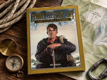 Sir Edmund Hillary Book by Pat Booth (1993)