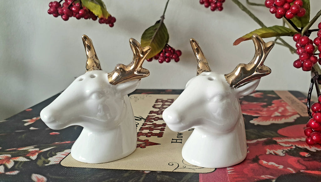 Buck Deer Salt & Pepper Set Planet Retro NZ