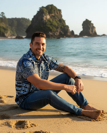 Mens Blue & Black Tribal Hawaiian Shirt (Medium)