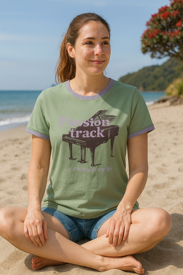 Dazy Green Piano Women's T-Shirt (Small)
