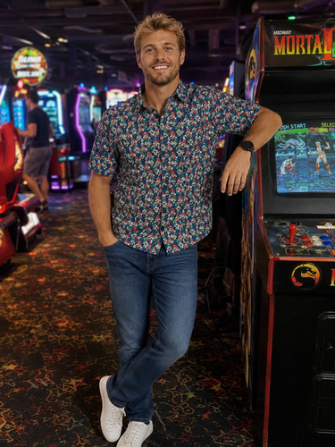 Super Mario Brothers Men’s Shirt - Planet Retro Original (Medium)