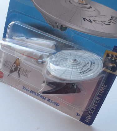 Hot Wheels Star Trek USS Enterprise NCC-1701 2021 die-cast spaceship, carded and sealed.