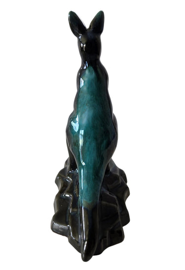 Vintage Blue Mountain Pottery green kangaroo ceramic figurine, original product photograph 2