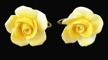 Vintage Denton bone china rose earrings in yellow with screw-back fittings, England. Planet Retro NZ.