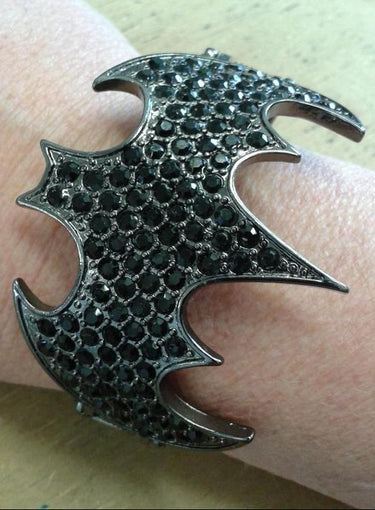bracelet_cuff_batman_crystal_2_S1KFCHRE7JYT.jpg