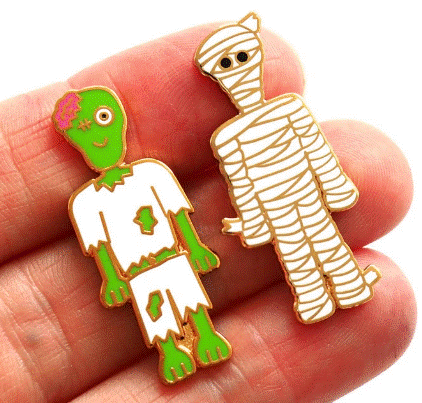 Enamelled Brooch / Pin The Mummy